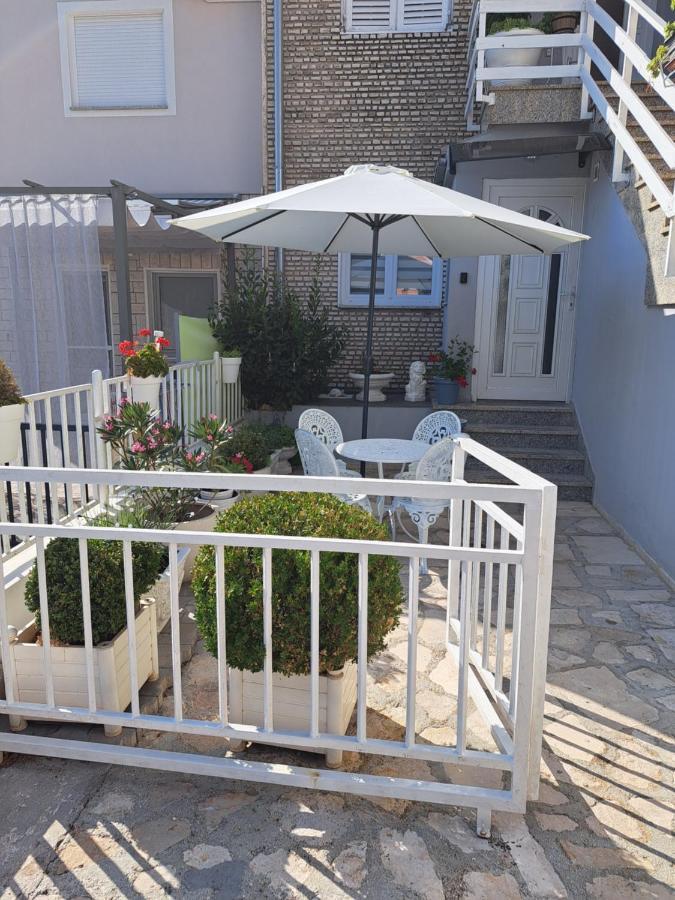 Royal Apartments Sandra Stinjan Exterior photo
